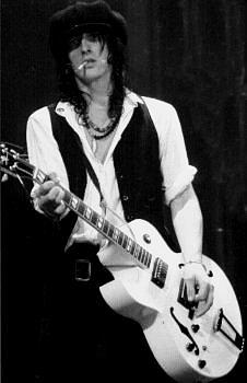 伊兹.斯特拉德林 izzy stradlin