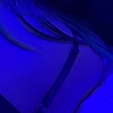 枯木摇摇欲坠