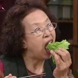 顽强的锤子。
