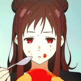 眼雾泛起