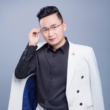 神勇大师兄读书