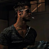 邮差总按两次铃