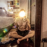 精神小伙儿