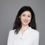 Nicole Zheng