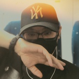 满意的乔治