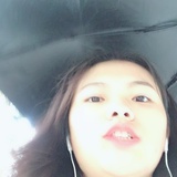 在你笑里睡一下