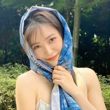 票制成年男子