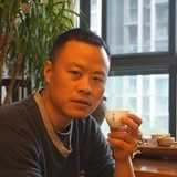 宏伟至此哲逸