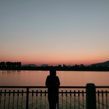 且陶陶