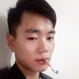 凌墨麒
