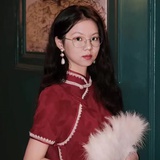 爱化妆的破晓