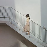 R小姐