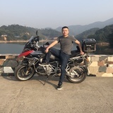 国英