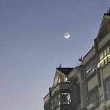 淇