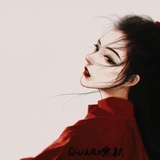 默