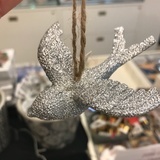 三都使