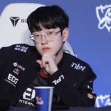 腊啦啦