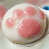 草莓流心喵汤圆