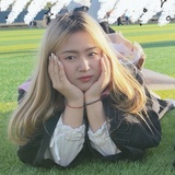 彤