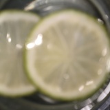 上巳南池作