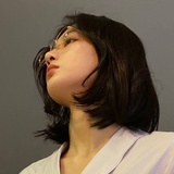 来图书馆看月亮