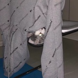 不主动