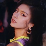 ITZY-黄礼志