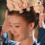 张妼晗