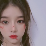 黄霄云