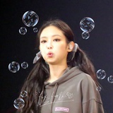 绿鲤鱼小红花