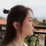 文默默
