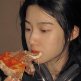 谁不爱吃蛋黄酥