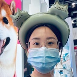 贾奕雯