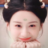 俏丽寡妇杨雁