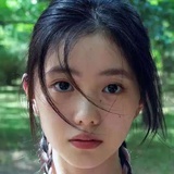 墨雨九重紫