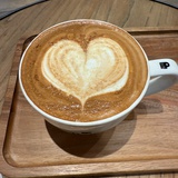 喝一杯拿铁☕