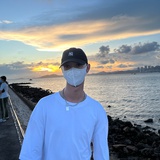 冰淇淋很冰