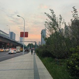 等！等