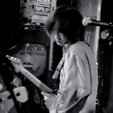 当瓶子开始转动