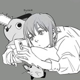 玛奇玛爱玩手机