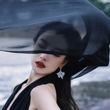 倪妮（美貌中）