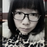 杨暖暖。