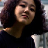 她！