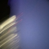 洛