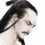 依然在