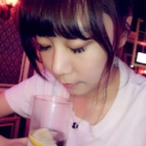 奶 昔 小 姐 、