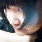 平胸小妞儿