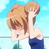 大叔种草莓