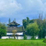 路边小屋