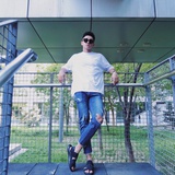 87号街边的书摊